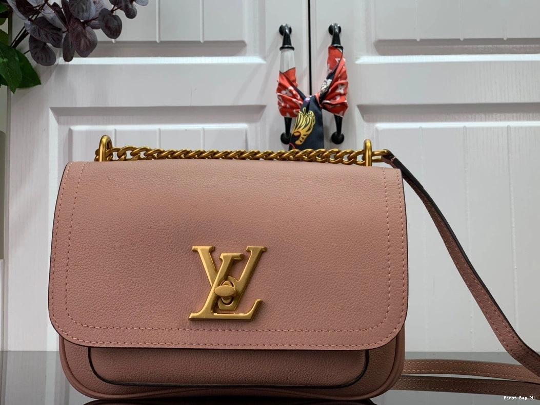First bag ru LOUIS CHAIN PM LOCKME VUITTON 0814